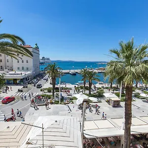 Pensión Riva Palace, Split